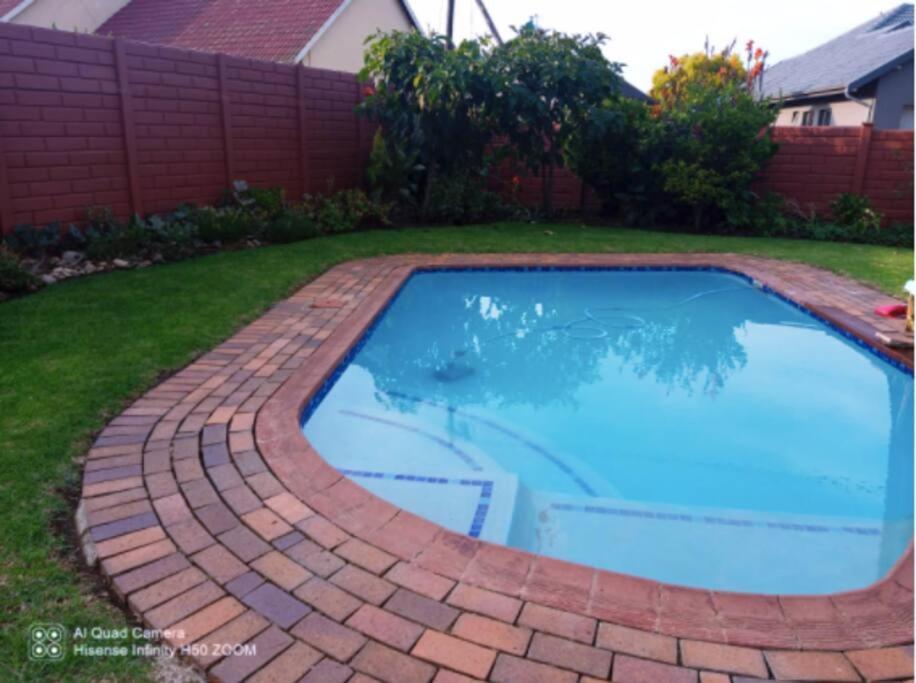 4 On Verbena Boksburg Extérieur photo