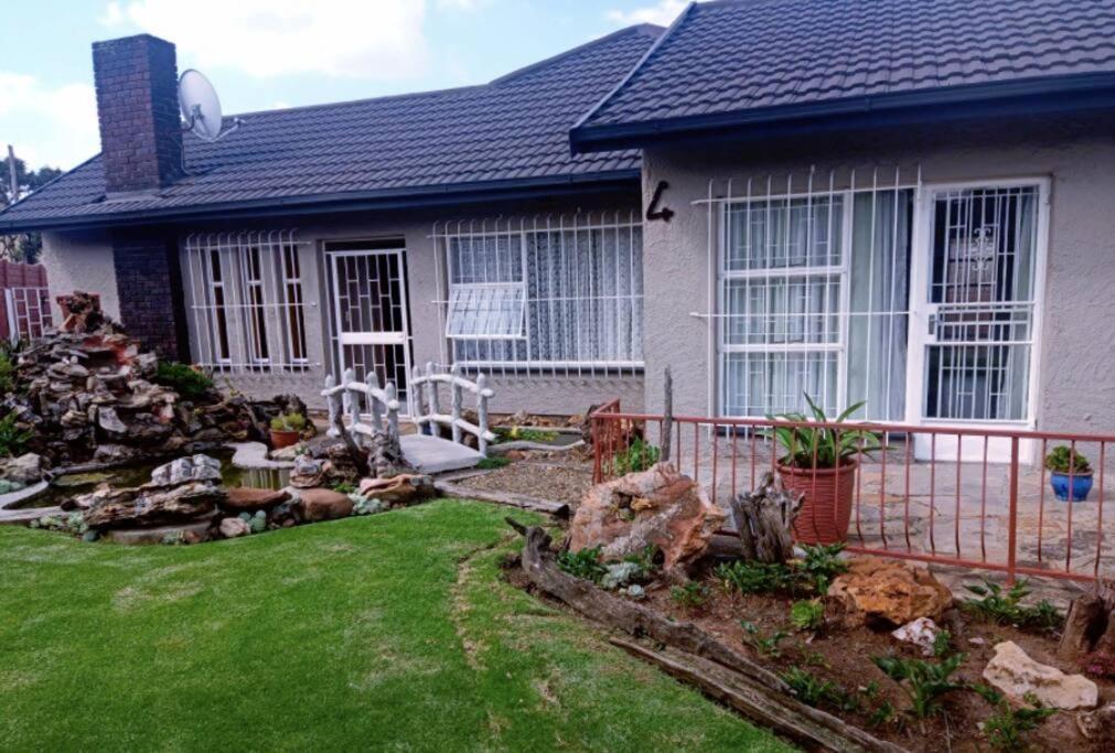 4 On Verbena Boksburg Extérieur photo